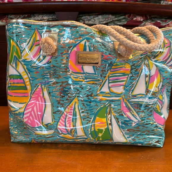 Lilly Pulitzer Handbags - Lilly Pulitzer You Gotta Regatta Print Beach Tote